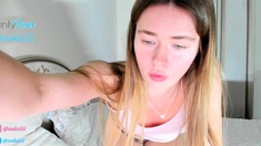 Brunette Solo Webcam Masturbation