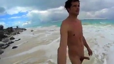 Str8 men jerk off in Cuba beach Playa